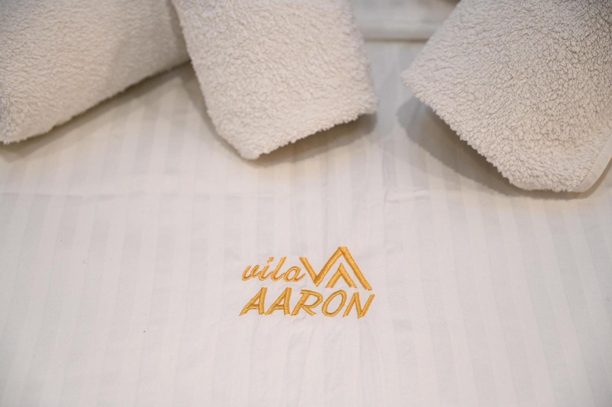 Vila Aaron Durres Bagian luar foto